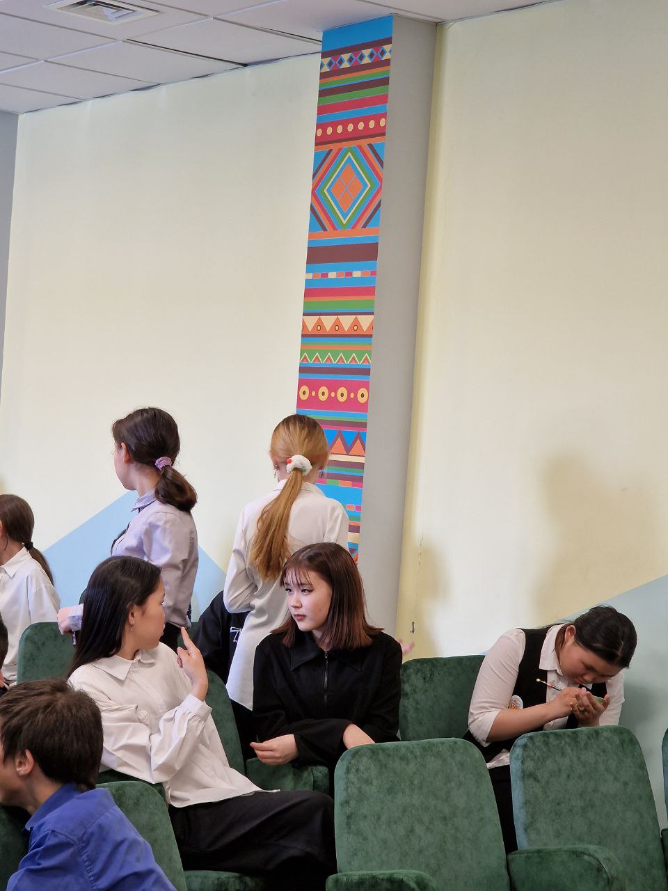 photo_2025-04-28_22-35-03